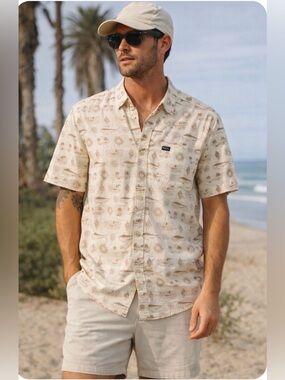 RVCA Dorodo SS Button Down Casual Beach Resort Shirt Fish Sun Shells Size L NWT